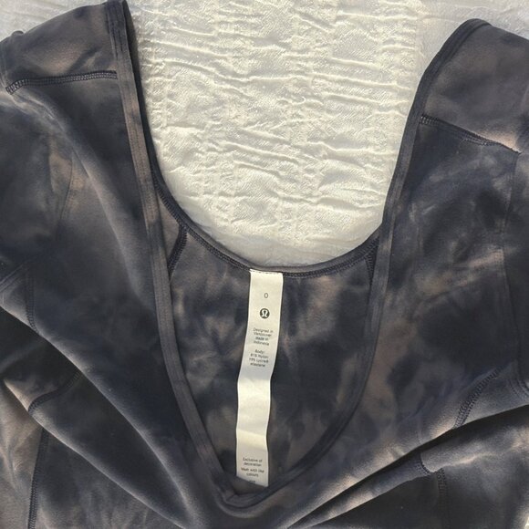 EXCELLENT Lululemon Align T-Shirt Diamond Dye True Navy Nulu Yoga Cropped Top 0 - Picture 3 of 7